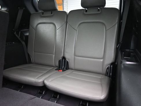 Used 2018 Hyundai Santa Fe AWD w/ SE Ultimate Tech Package 03 image 44