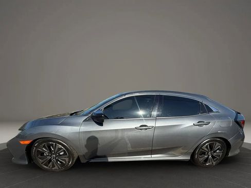 Used 2018 Honda Civic EX image 9