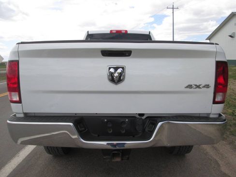 Used 2017 RAM 3500 Tradesman w/ Chrome Appearance Group AWD/4WD image 8