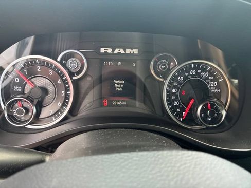 Used 2023 RAM 1500 Big Horn AWD/4WD image 25