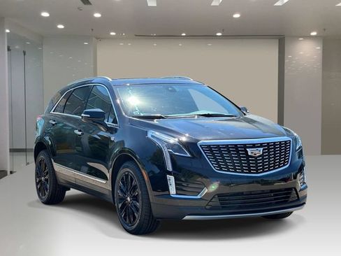 Used 2021 Cadillac XT5 Premium Luxury AWD/4WD image 6