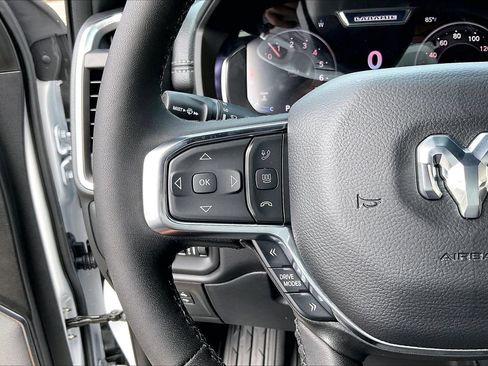 New 2026 RAM 1500 Laramie AWD/4WD image 29