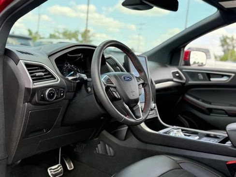 Used 2024 Ford Edge ST-Line AWD/4WD image 11