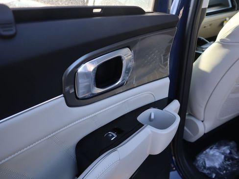 New 2026 Kia Sorento SX FWD image 13