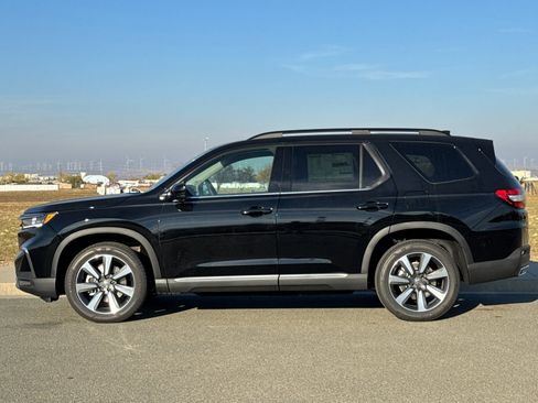 New 2025 Honda Pilot Elite image 7