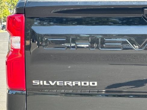 Used 2023 Chevrolet Silverado 1500 ZR2 w/ Technology Package AWD/4WD image 49