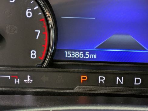 Used 2023 Ford Explorer XLT image 16