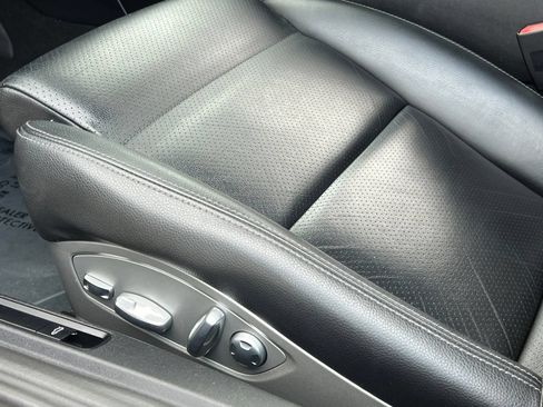 Certified 2019 Porsche 718 Boxster RWD image 33