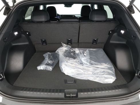 Used 2024 Chevrolet Blazer EV LT image 19