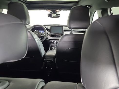 Used 2023 Jeep Compass Limited w/ Sun and Sound Group image 13