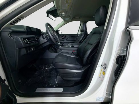 Used 2026 Lincoln Aviator 2WD image 21