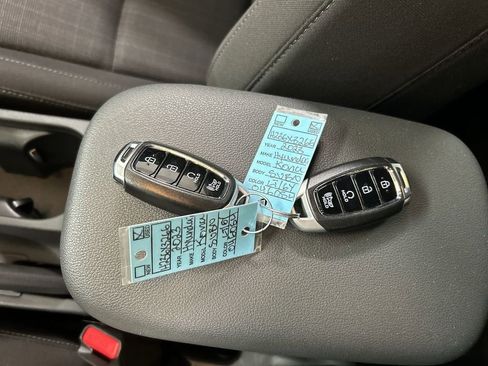 Used 2023 Hyundai Kona SEL w/ Convenience Package AWD/4WD image 12