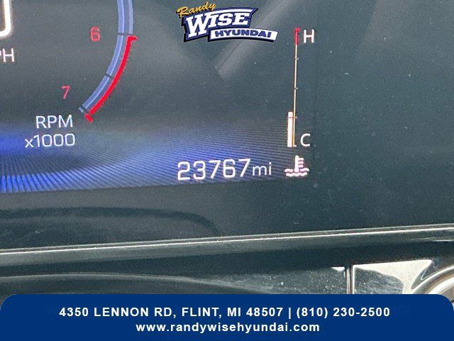 Used 2024 Chevrolet Trax RS FWD image 23