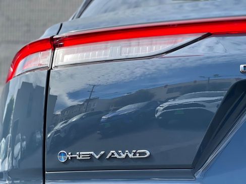 New 2026 Toyota Crown Signia image 7