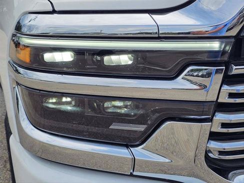 Certified 2026 RAM 2500 Laramie AWD/4WD image 4