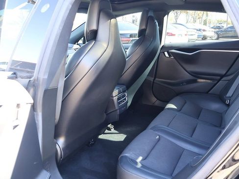 Used 2017 Tesla Model S AWD image 32