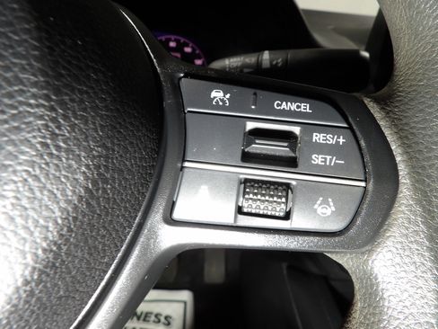 Used 2024 Honda Accord EX image 18