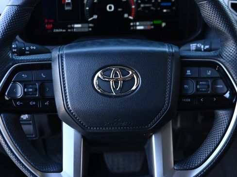 Used 2024 Toyota Tundra Limited image 32