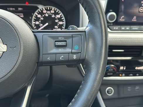 Certified 2023 Nissan Rogue SV w/ SV Premium Package image 16