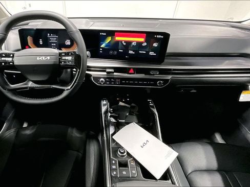 New 2026 Kia Sorento S image 9