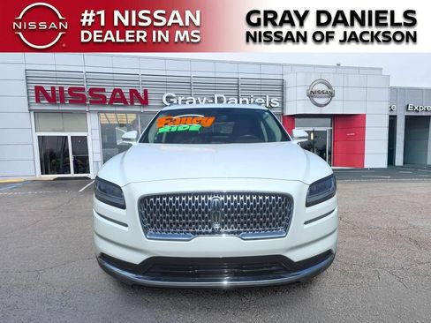 Used 2023 Lincoln Nautilus FWD w/ Premium Package image 2