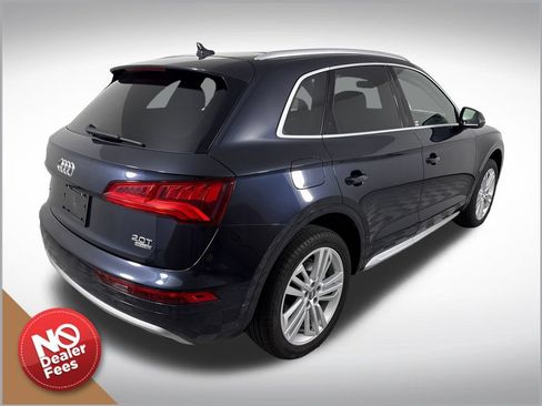 Used 2018 Audi Q5 2.0T Premium Plus w/ Premium Plus Package AWD/4WD image 3