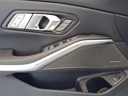 Certified 2025 BMW 330i xDrive Sedan w/ Premium Package image 8