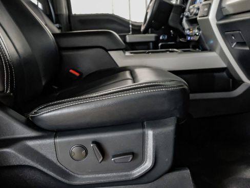 Used 2020 Ford F250 Lariat w/ Lariat Ultimate Package AWD/4WD image 31