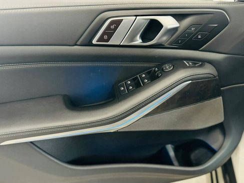 Used 2024 BMW X5 xDrive40i image 11