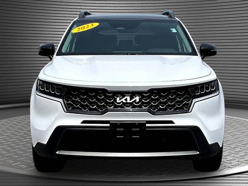 Used 2023 Kia Sorento S w/ Panoramic Sunroof Package AWD/4WD image 2
