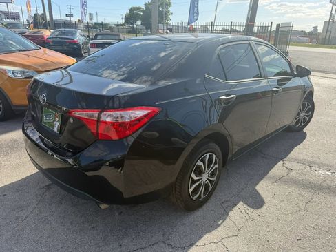 Used 2019 Toyota Corolla L image 4