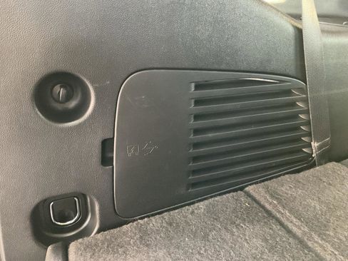 Used 2019 GMC Yukon Denali w/ Open Road Package image 31