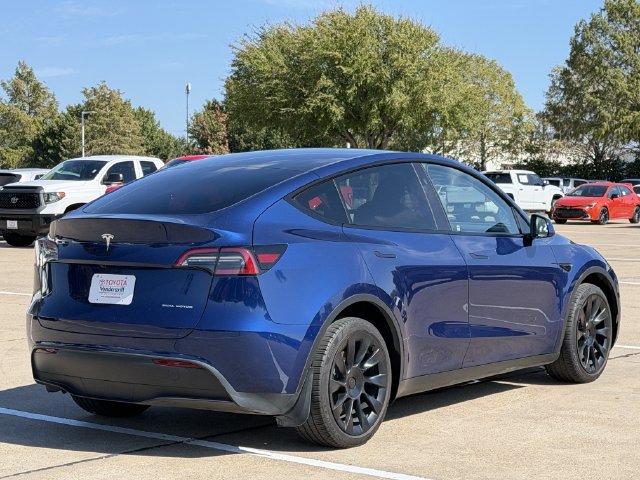 Used 2024 Tesla Model Y Long Range AWD/4WD image 4