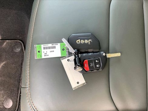 New 2026 Jeep Gladiator Mojave w/ Safety Group AWD/4WD image 30