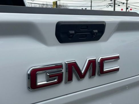 Used 2025 GMC Sierra 1500 SLT image 29