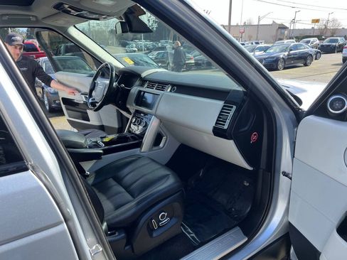 Used 2016 Land Rover Range Rover HSE AWD/4WD image 31