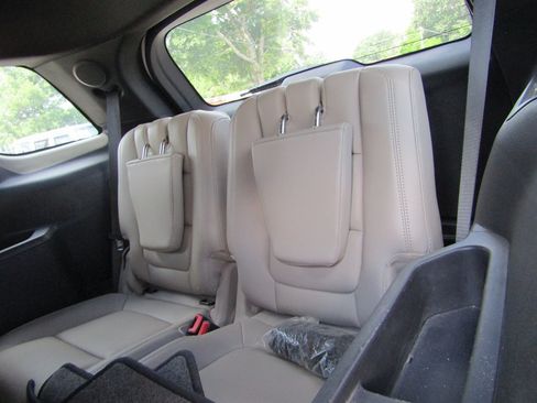 Used 2012 Ford Explorer Limited FWD image 9