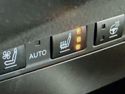 Used 2025 Lexus ES 300h w/ Premium Package image 20