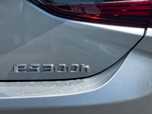 Certified 2023 Lexus ES 300h w/ Premium Package FWD image 36