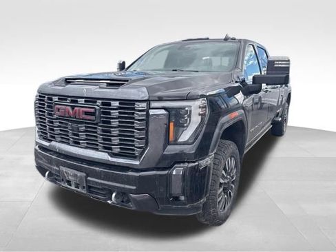 Used 2024 GMC Sierra 3500 Denali Ultimate image 1