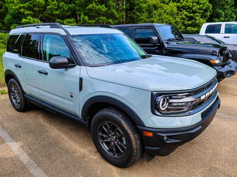 Used 2023 Ford Bronco Sport Big Bend w/ Convenience Package AWD/4WD image 1