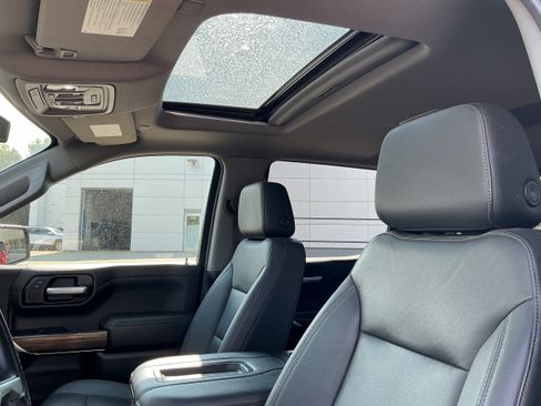 Certified 2021 Chevrolet Silverado 1500 LT Trail Boss w/ Convenience Package II AWD/4WD image 6