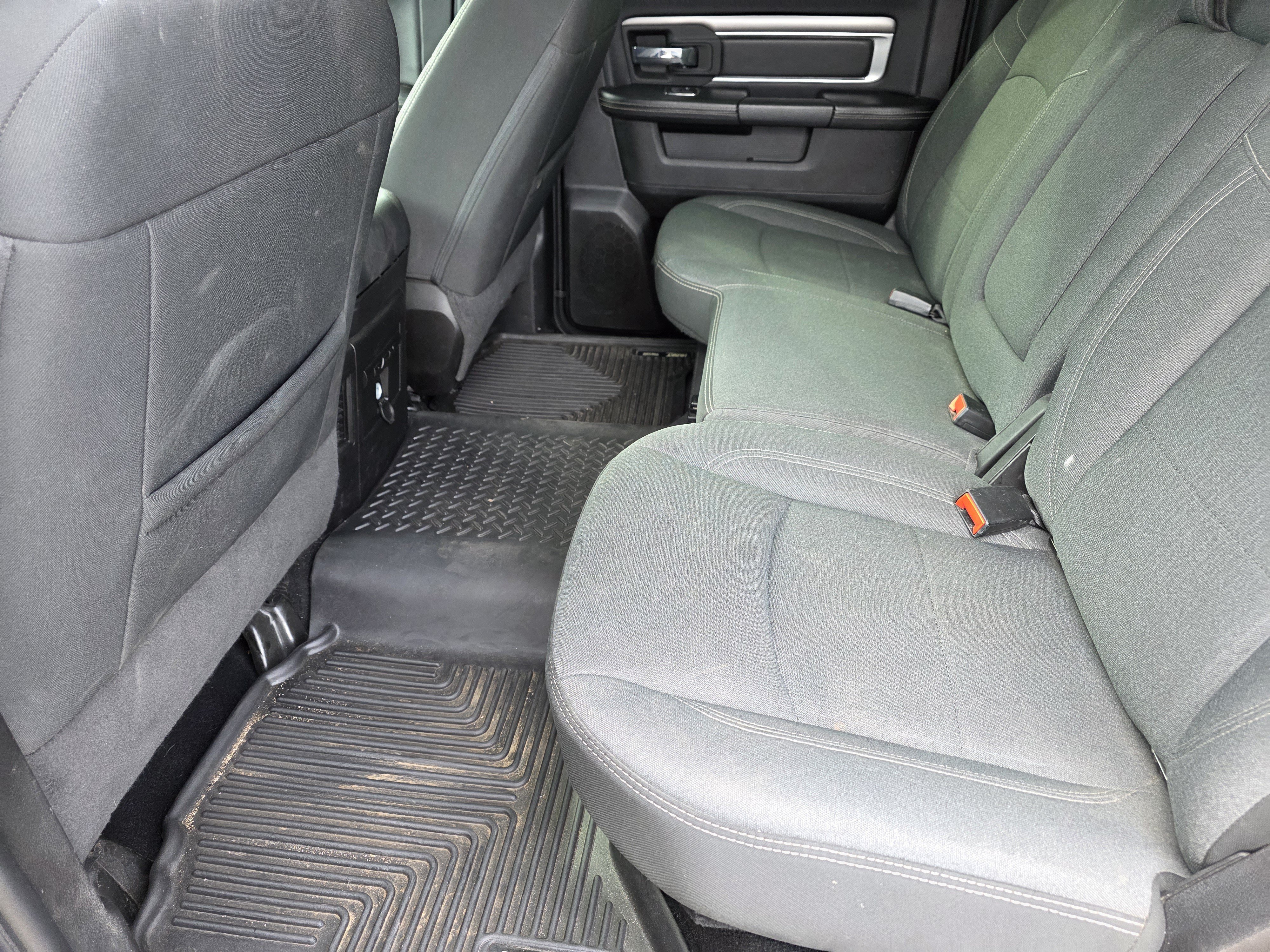 Used 2021 RAM 1500 Warlock AWD/4WD image 28