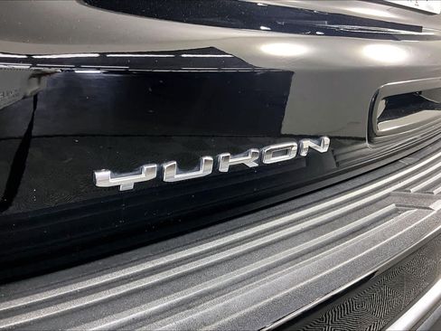 Certified 2024 GMC Yukon AT4 w/ AT4 Premium Plus Package AWD/4WD image 30