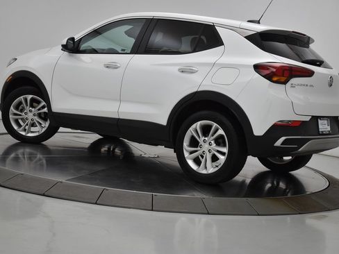 Used 2023 Buick Encore GX Preferred w/ Cold Weather Comfort Package AWD/4WD image 6