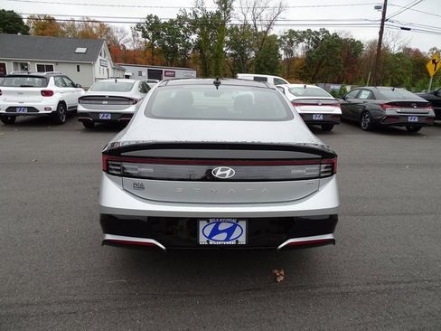 New 2026 Hyundai Sonata SEL image 6