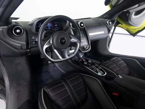 Used 2025 McLaren GTS RWD image 12