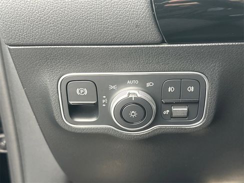 Certified 2026 Mercedes-Benz GLA 250 4MATIC image 32