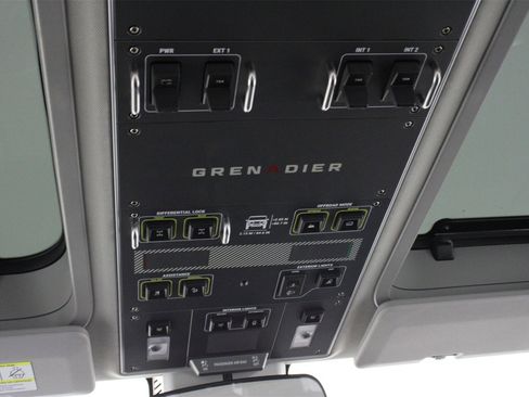 Used 2024 INEOS Grenadier Fieldmaster Edition image 31