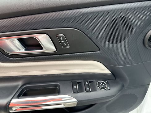 Used 2024 Ford Mustang Premium image 15